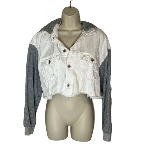 Dance & Marvel white denim cropped jacket with detachable hood. Size M - Picture 1 of 6
